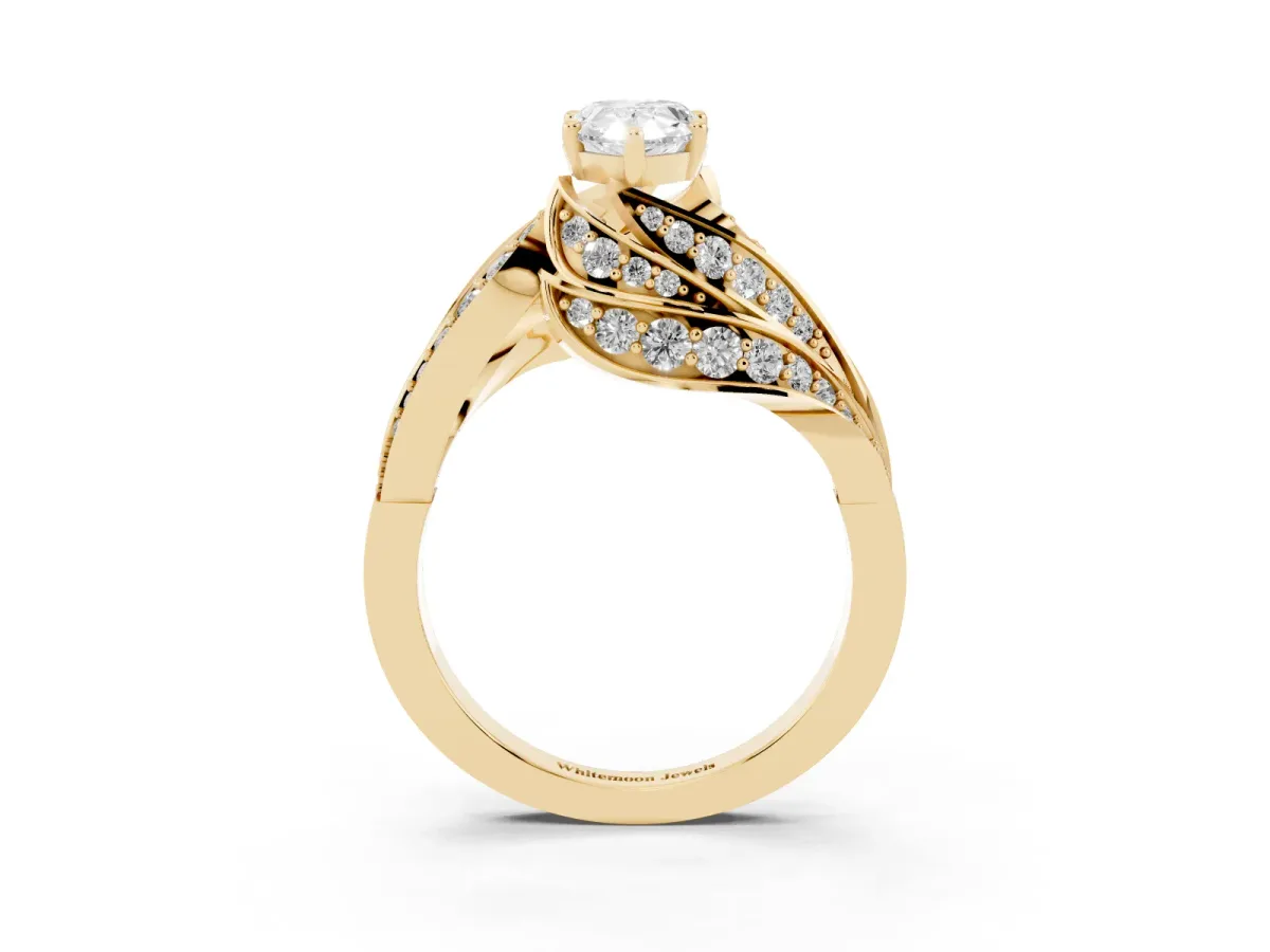 Pear Cut Diamond Solitaire Ring with Prong Setting and Twisted Pavé Band Yellow gold