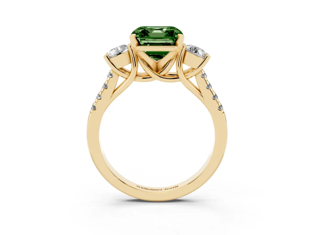 Fancy Green Three-Stone Asscher Cut Diamond Pavé Band with Four-Prong Setting Yellow gold
