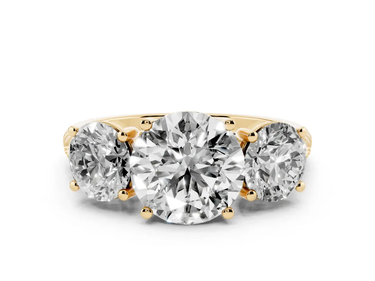 Three-Stone Round Cut Diamond Ring with Round Pavé Band and Prong Setting Yellow gold