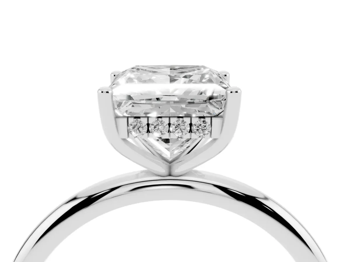 Princess Cut Cut Solitaire Engagement Ring with Four-Prong Setting and Classic Band Platinum