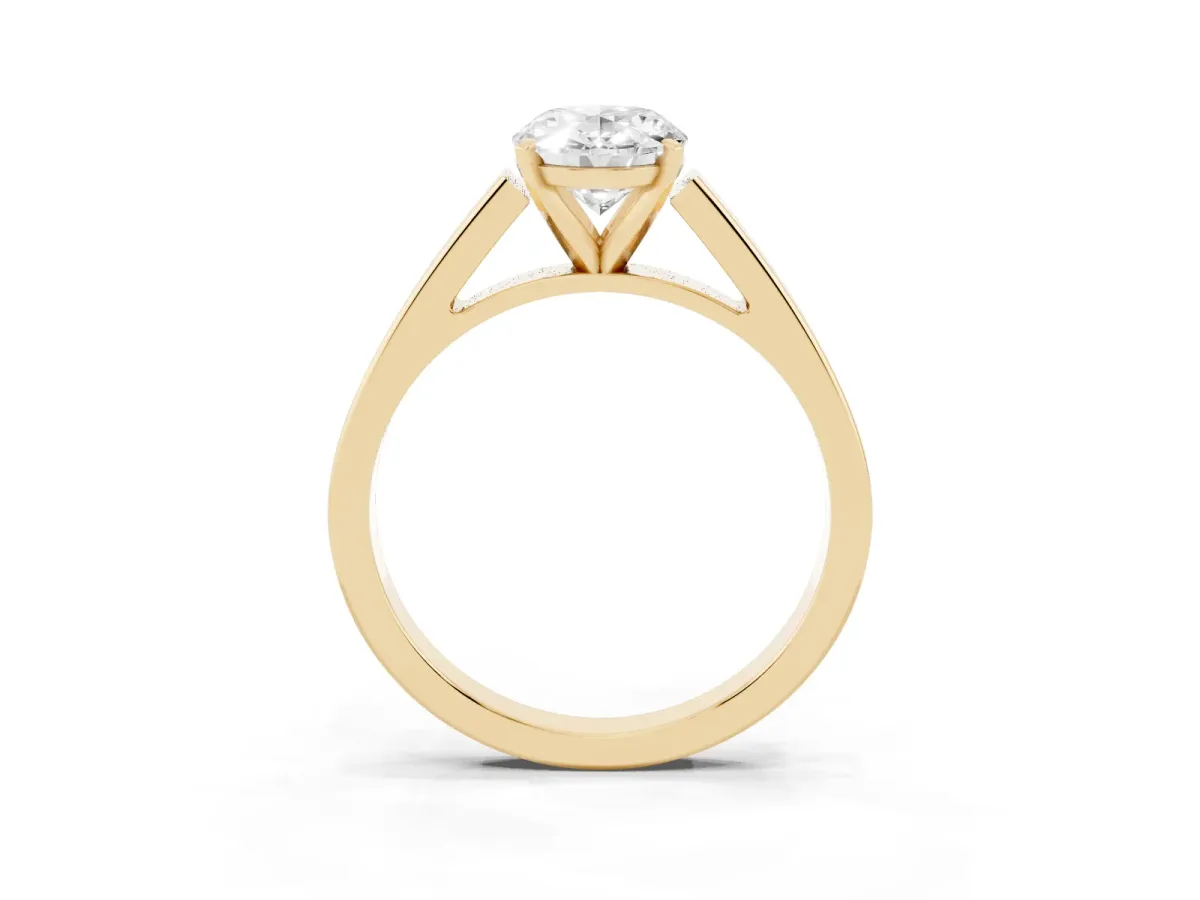 Oval Cut Solitaire Engagement Ring with Four-Prong Setting and Tapered Band Yellow gold