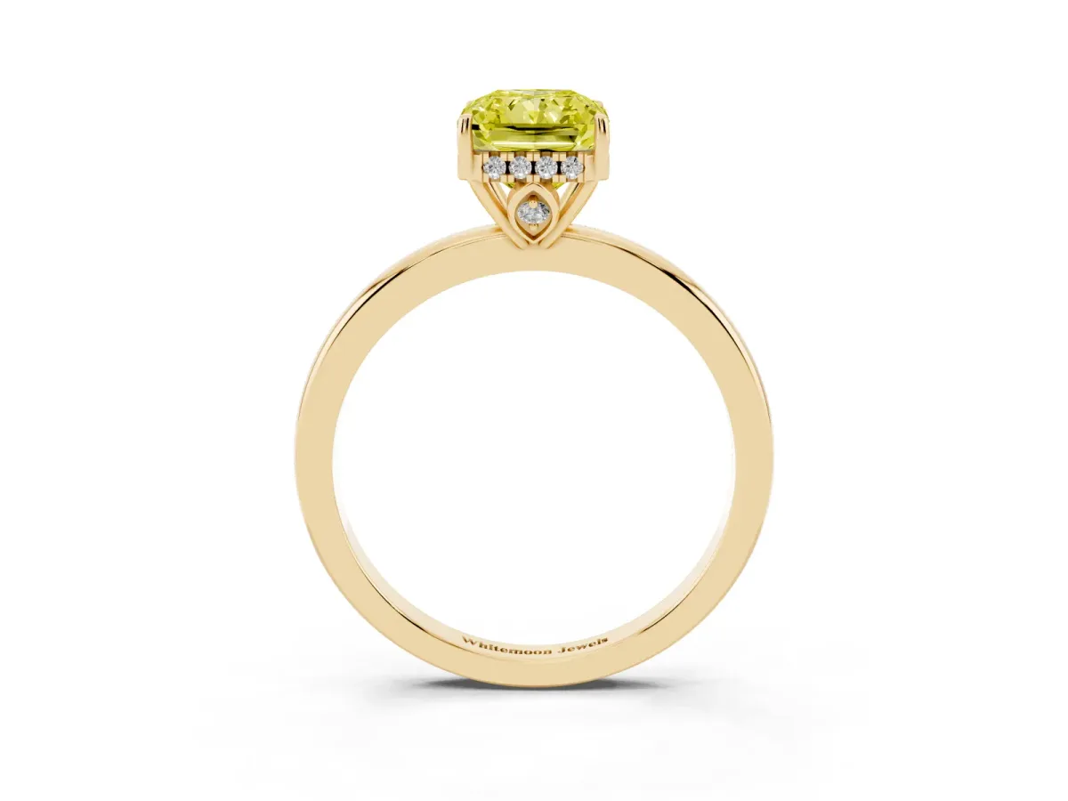 Fancy Yellow Radiant Cut Solitaire Diamond Ring with Prong Setting and Plain Band Yellow gold