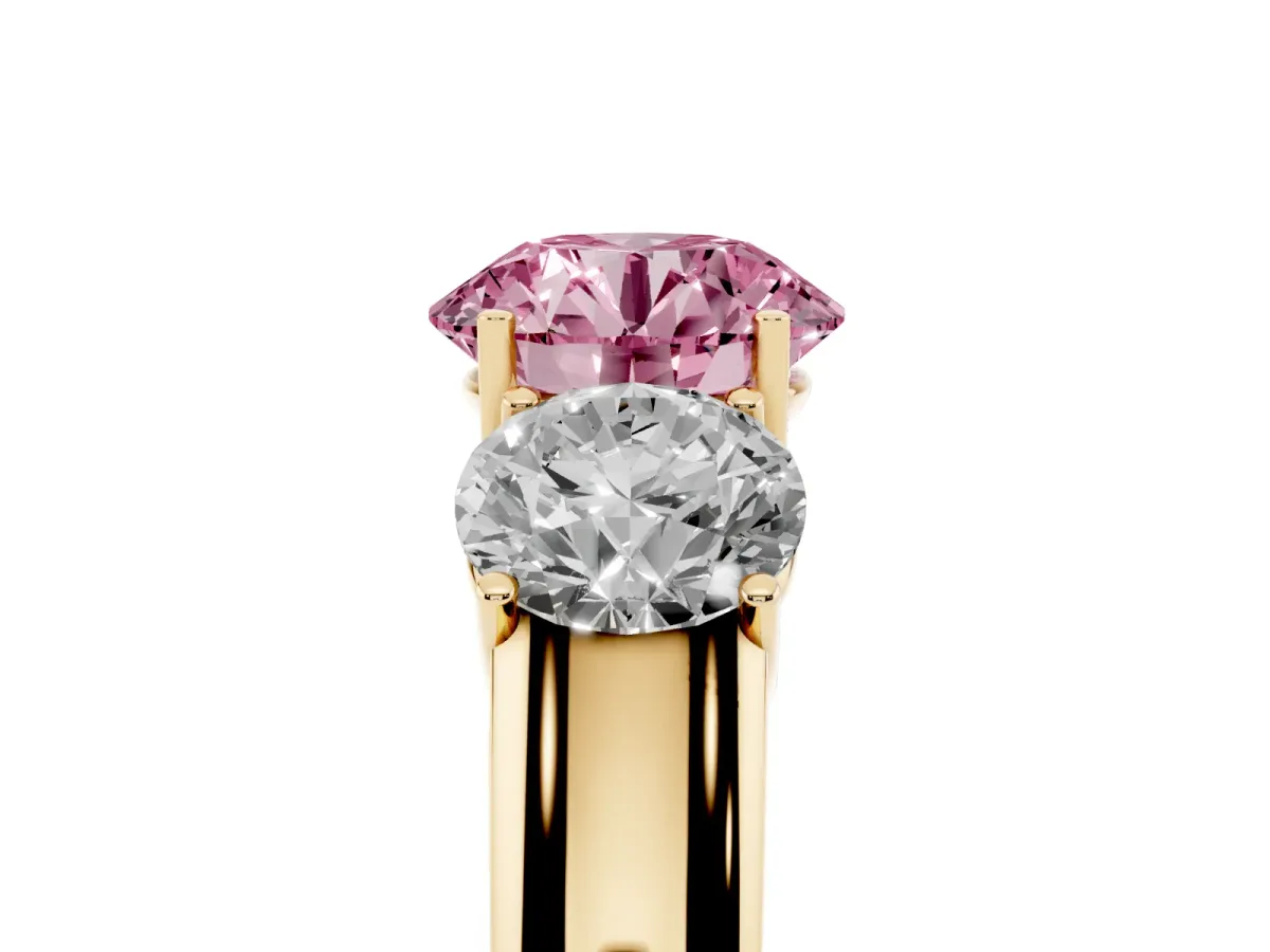 Fancy Pink Three-Stone Round Cut Cut Diamond Ring with Prong Setting and Classic Band Yellow gold