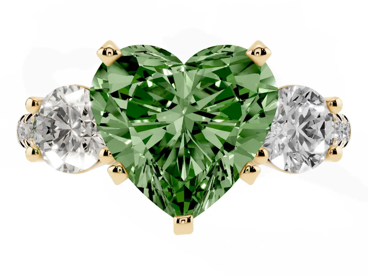 Fancy Green Three-Stone Heart Cut Diamond Pavé Band with Four-Prong Setting Yellow gold