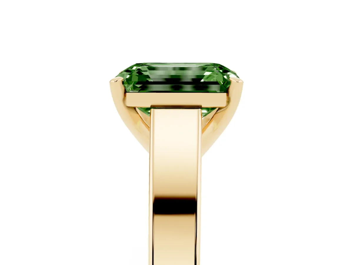 Fancy Green Emerald Cut Solitaire Engagement Ring with Four-Prong Setting and Tapered Band Yellow gold