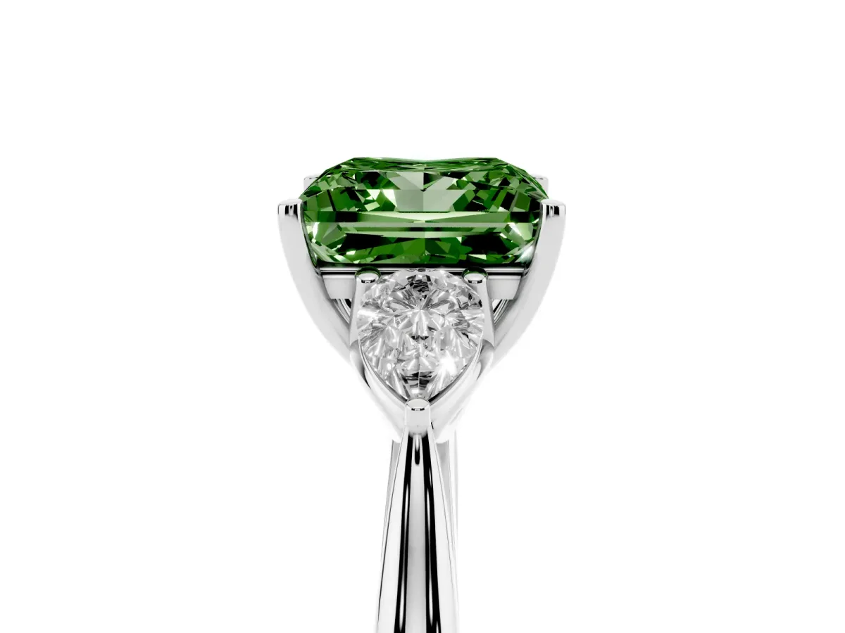 Fancy Green Three-Stone Princess Cut Brilliant Diamond Solitaire Ring with Tapered Band and Four-Prong Setting White gold