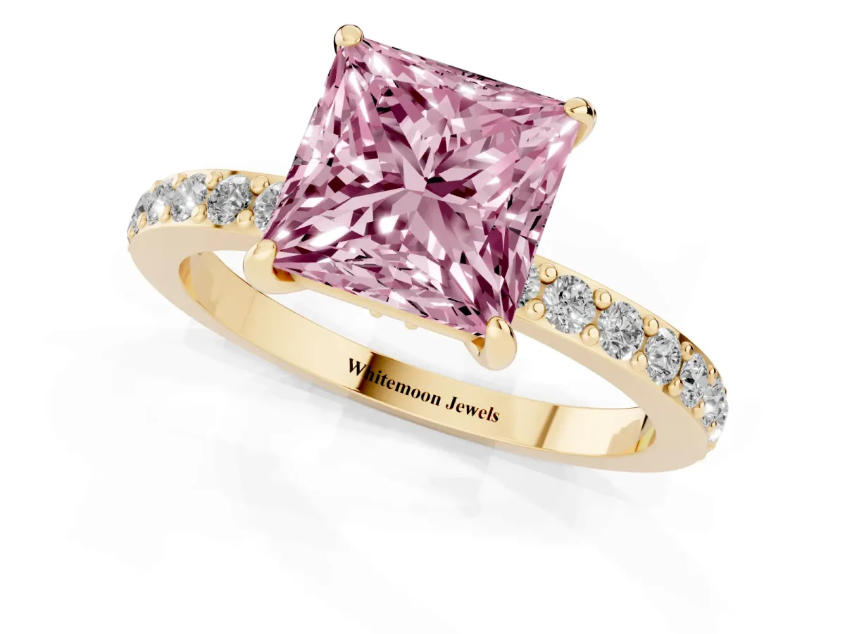 Fancy Pink Princess Cut Diamond Pavé Engagement Ring with Round Accents and Prong Setting Yellow gold