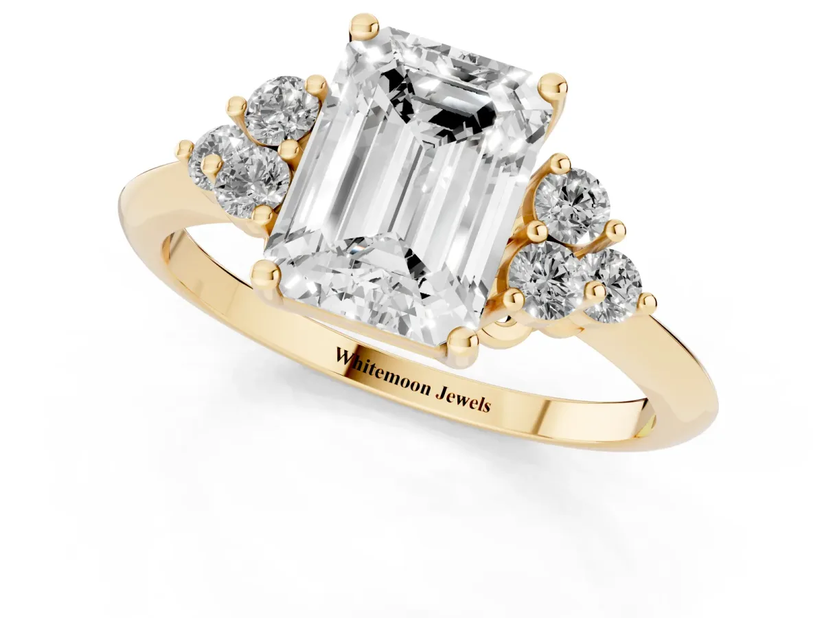 Emerald Cut Cut Diamond Cluster Ring with Solitaire Band and Four-Prong Setting Yellow gold