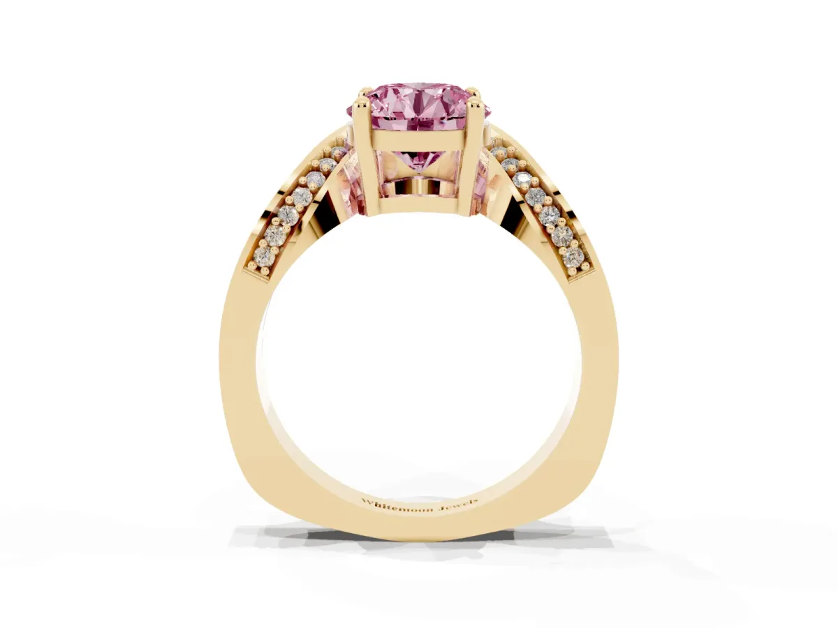 Fancy Pink Round Cut Solitaire Diamond Engagement Ring with Pave Band and Four-Prong Setting Yellow gold
