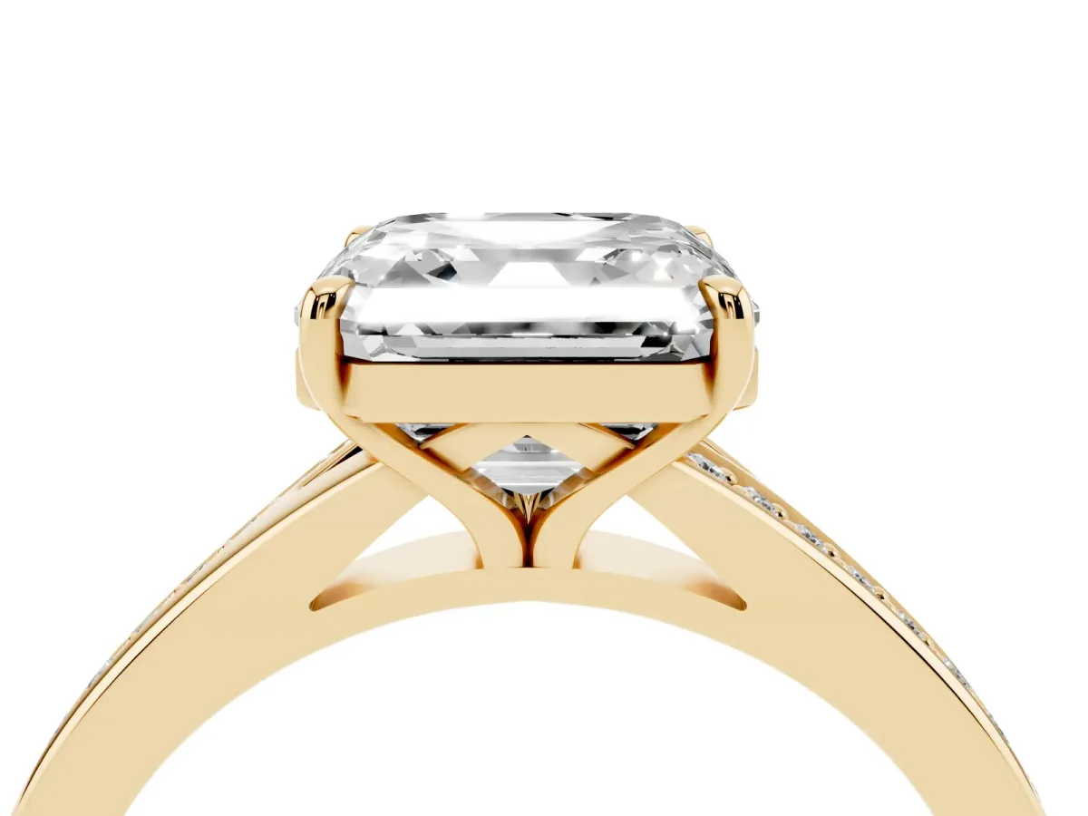 Asscher Cut Diamond Solitaire Ring with Pavé Band and Prong Setting Yellow gold