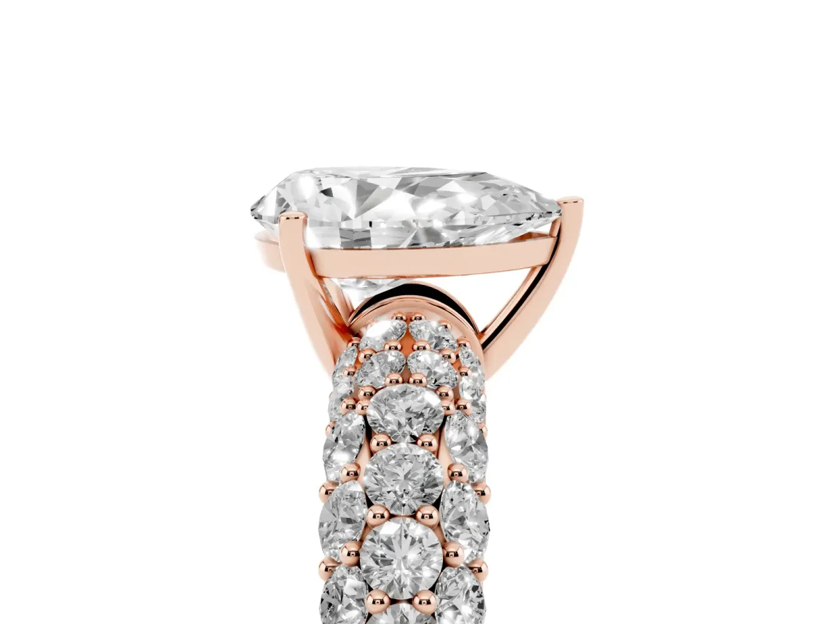 Pear Cut Diamond Pavé Band Solitaire Ring with Four-Prong Setting Rose gold