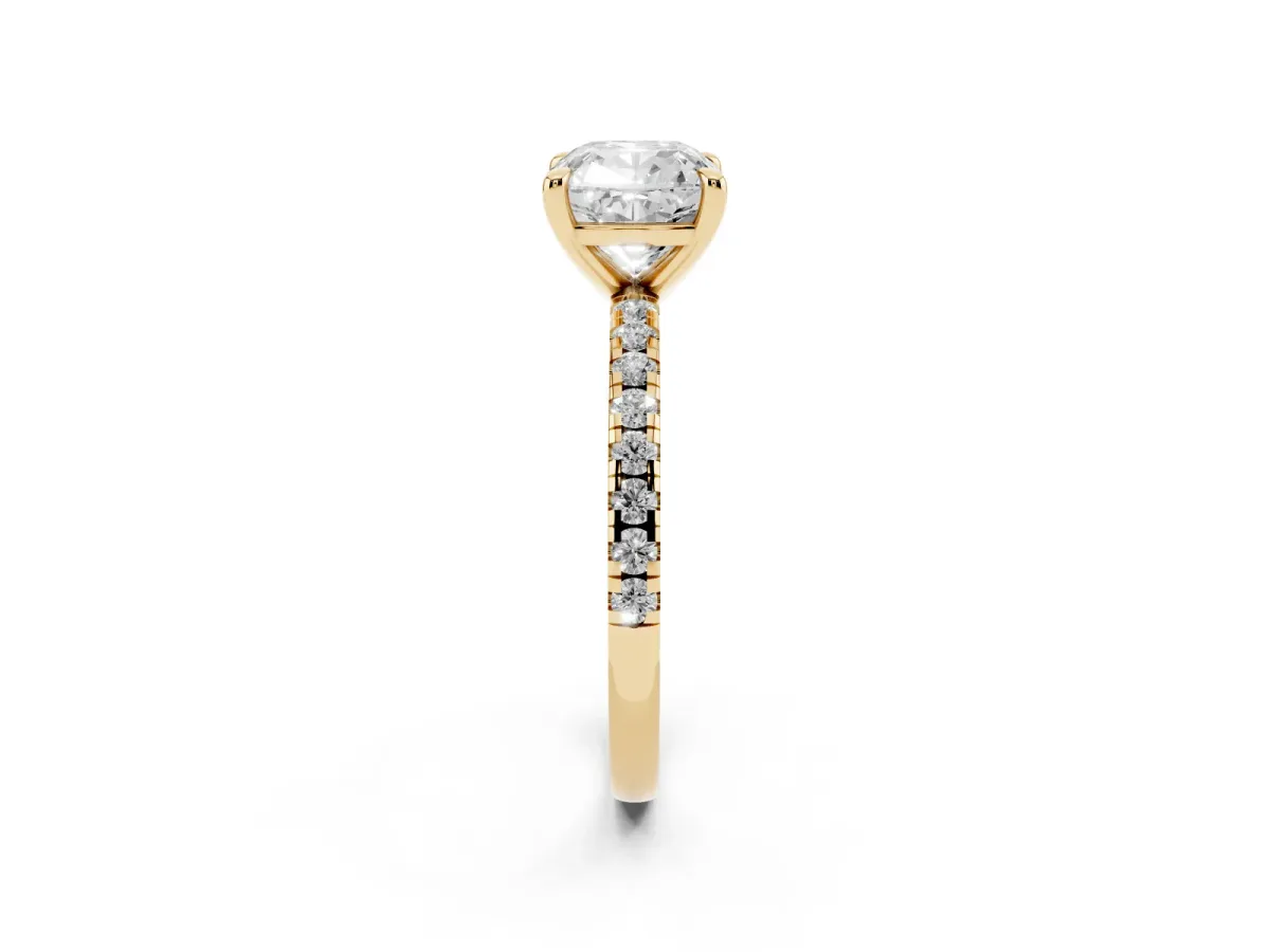 Cushion Cut Diamond Brilliant Solitaire Ring with Pavé Band and Four-Prong Setting Yellow gold
