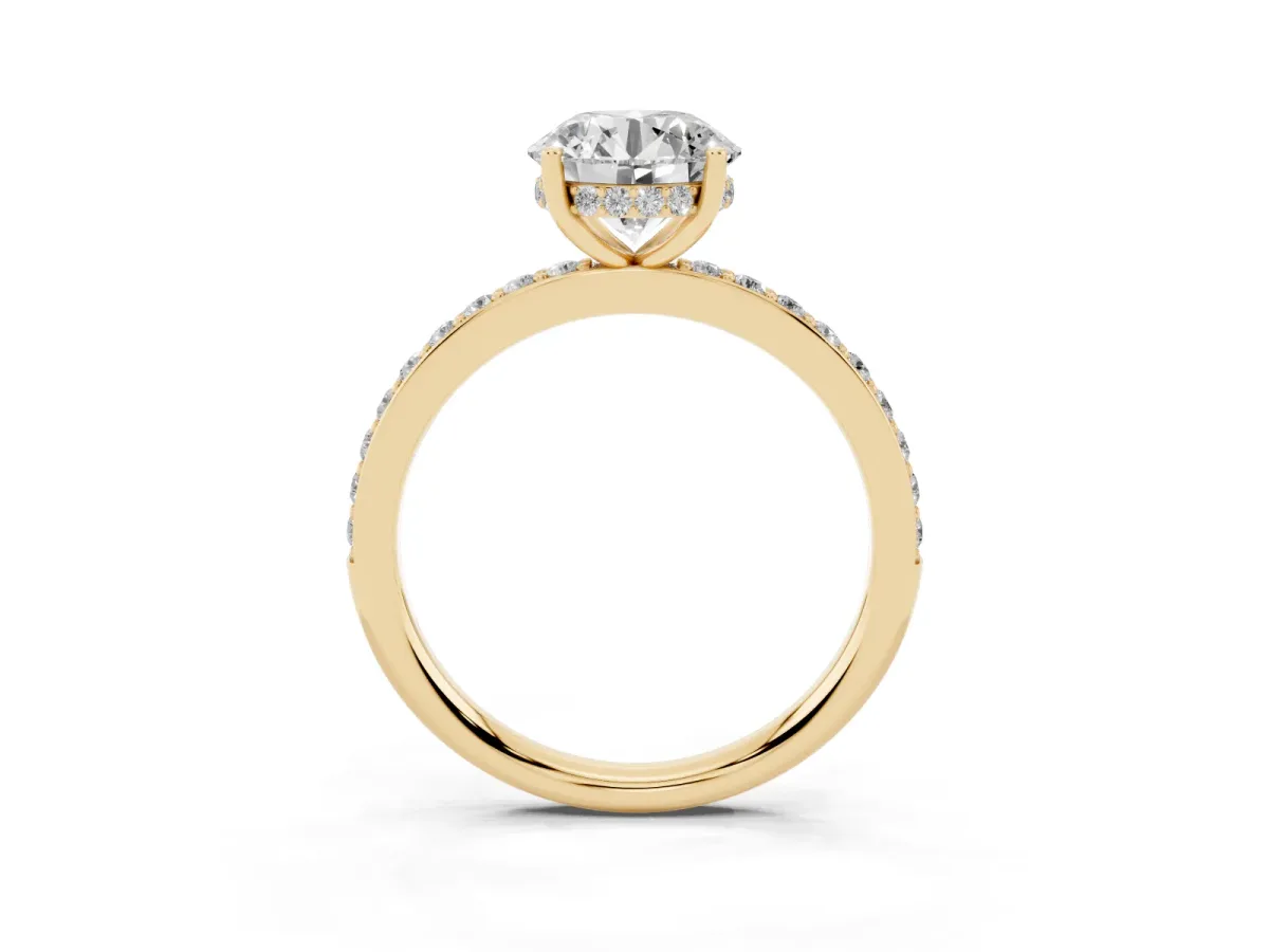 Round Cut Cut Diamond Pavé Band Ring with Four-Prong Setting Yellow gold