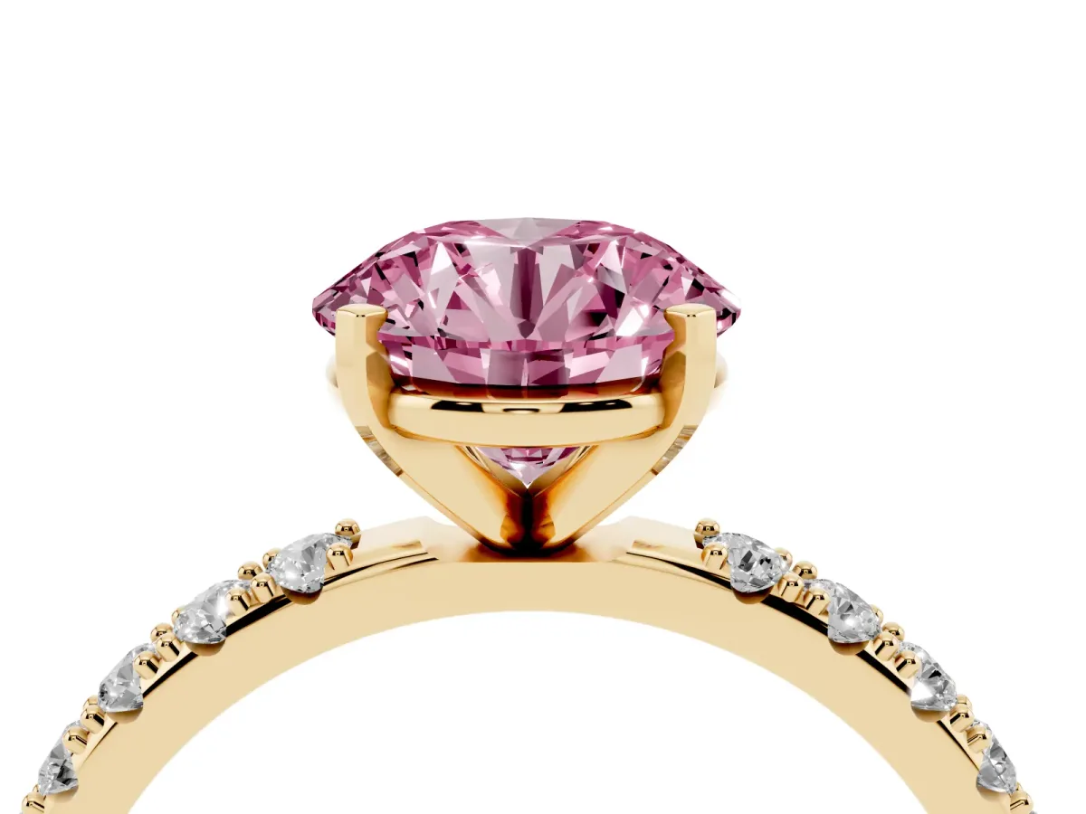 Fancy Pink Round Cut Diamond Solitaire Pavé Band with Four-Prong Setting Yellow gold