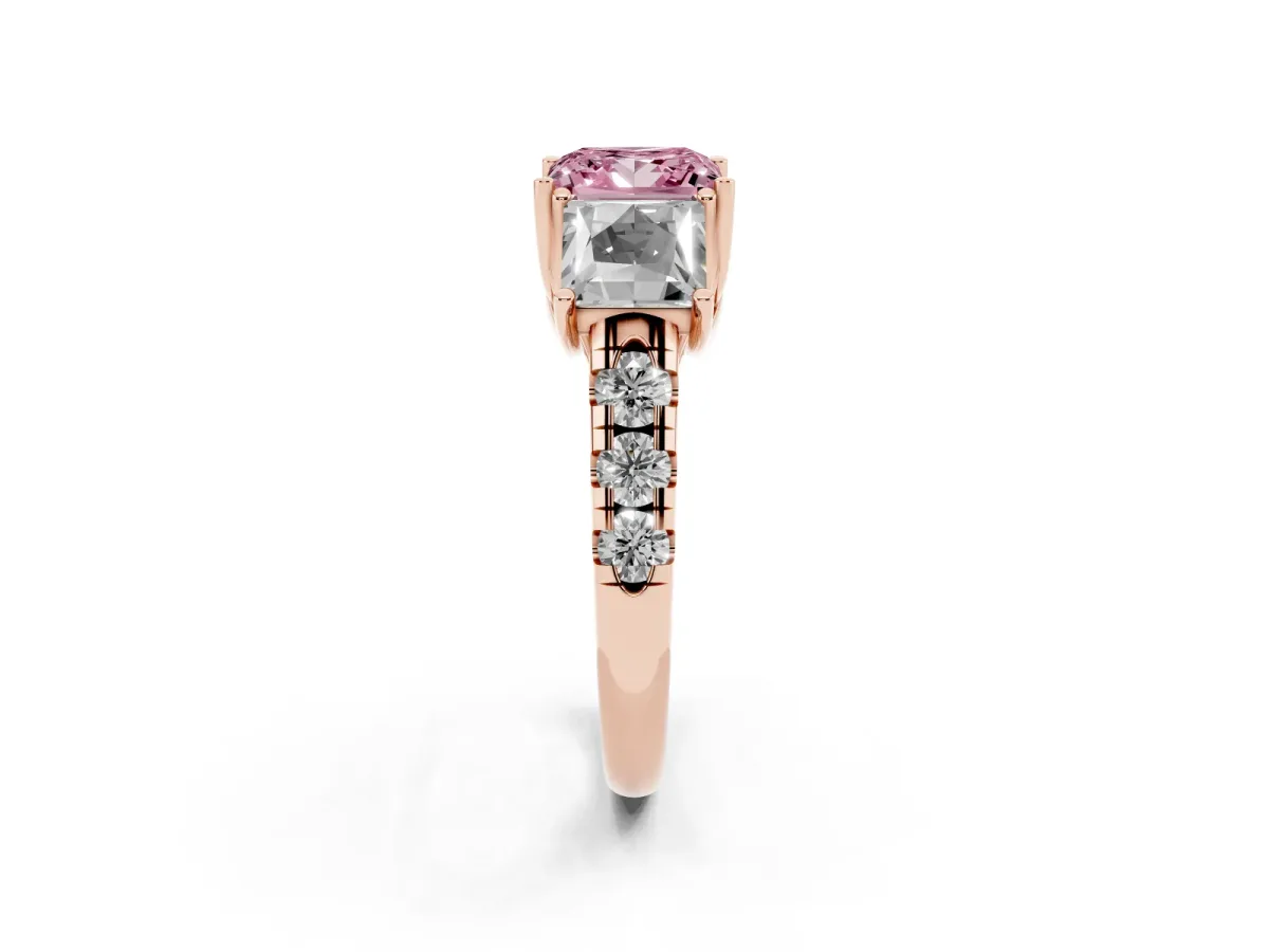 Fancy Pink Three-Stone Princess Cut Diamond Pavé Band with Prong Setting Rose gold