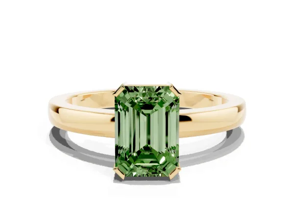 Fancy Green Emerald Cut Cut Solitaire Ring with Four-Prong Setting and Classic Band Yellow gold