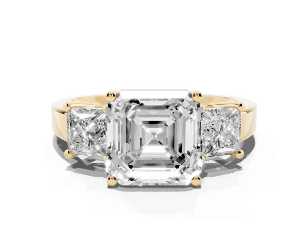 Three-Stone Asscher Cut Cut Solitaire Ring with Prong Setting Yellow gold