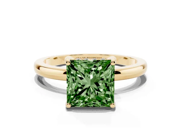 Fancy Green Princess Cut Solitaire Diamond Ring with Prong Setting and Plain Band Yellow gold