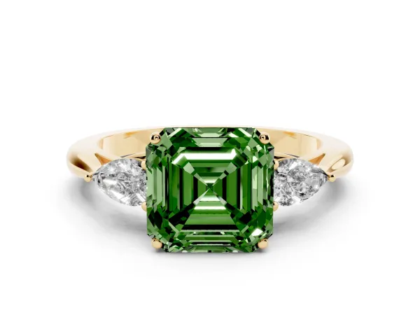 Fancy Green Three-Stone Asscher Cut Brilliant Diamond Solitaire Ring with Tapered Band and Four-Prong Setting Yellow gold