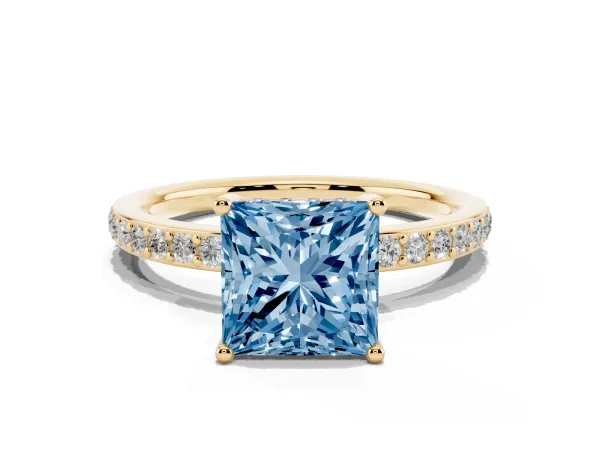 Fancy Blue Princess Cut Cut Diamond Pavé Band Ring with Four-Prong Setting Yellow gold