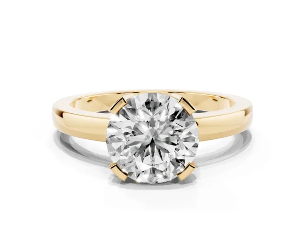Round Cut Cut Solitaire Ring with Four-Prong Setting and Classic Band Yellow gold