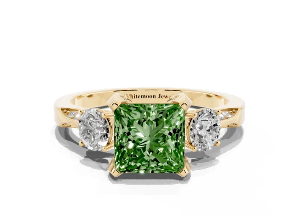 Fancy Green Princess Cut Brilliant Three-Stone Diamond Ring with Pavé Band and Four-Prong Setting Yellow gold