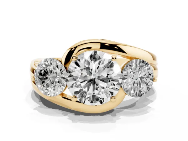 Three-Stone Round Cut Brilliant Split Shank Prong Set Ring Yellow gold