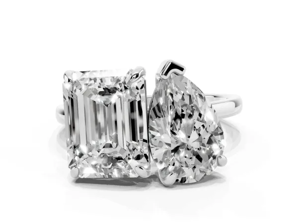 Pear and Emerald Toi Moi Ring with Prong Setting and Plain Band Platinum