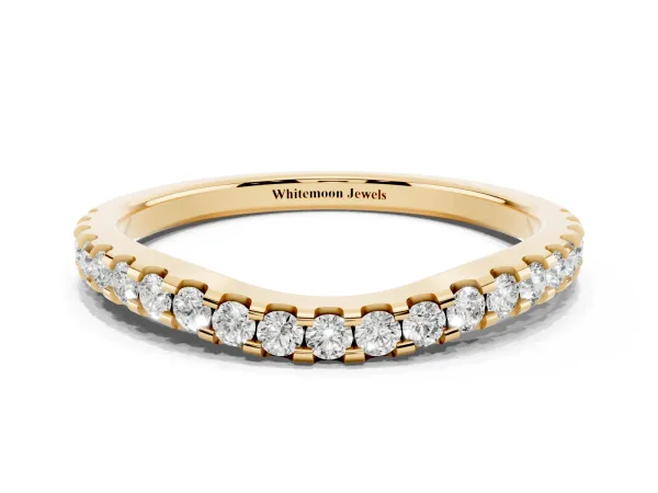 Round Diamond Pavé Curved Wedding Band Yellow gold