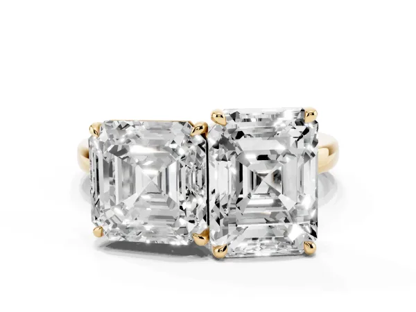 Asscher Cut and Emerald Cut Toi Moi Ring with Prong Setting Yellow gold