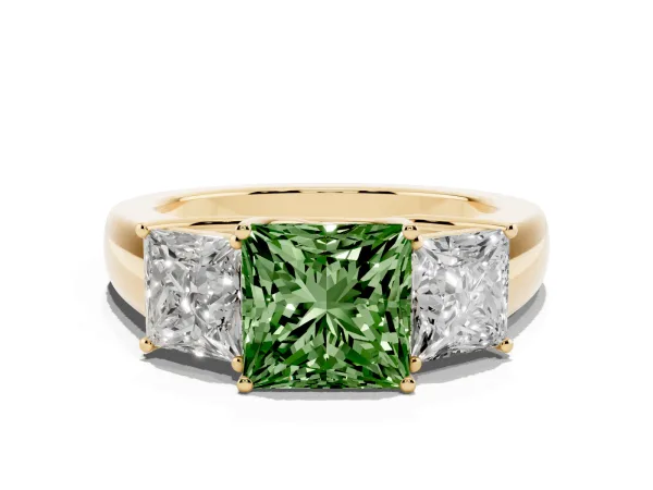 Fancy Green Three-Stone Princess Cut Cut Diamond Ring with Prong Setting and Classic Band Yellow gold