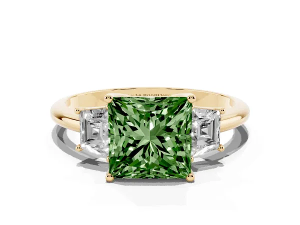 Fancy Green Princess Cut Diamond Three-Stone Ring with Trapezoid Side Stones and Prong Setting Yellow gold