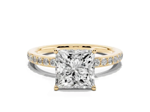 Princess Cut Cut Diamond Pavé Band Ring with Four-Prong Setting Yellow gold
