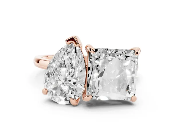 Pear and Princess Toi Moi Ring with Prong Setting and Plain Band Rose gold