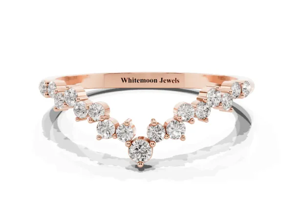 V-Shaped Diamond Cluster Curved Band with Round Brilliant Cut Stones and Prong Setting Rose gold