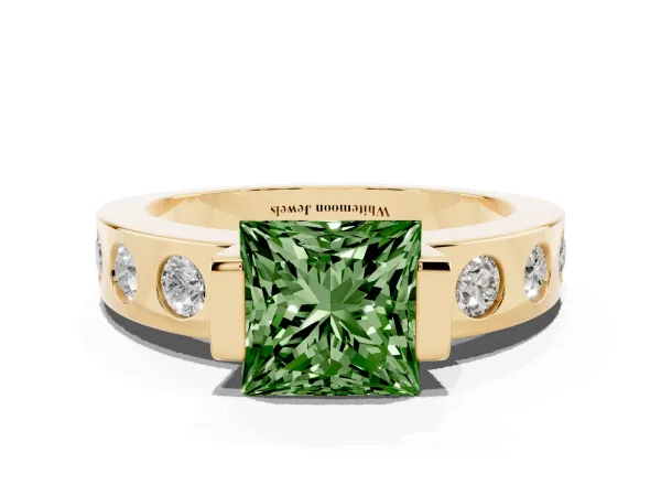 Fancy Green Princess Cut Brilliant Channel-Set Diamond Ring with Bezel Prong Setting Yellow gold