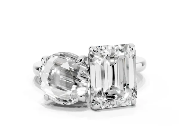 Round and Radiant Toi Moi Ring with Prong Setting and Plain Band Platinum