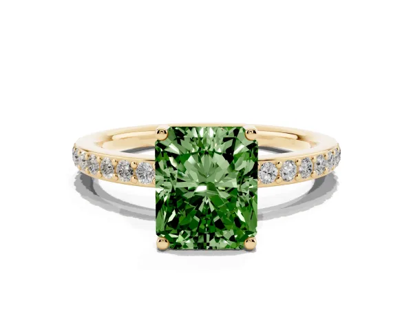 Fancy Green Radiant Cut Cut Diamond Pavé Band Ring with Four-Prong Setting Yellow gold