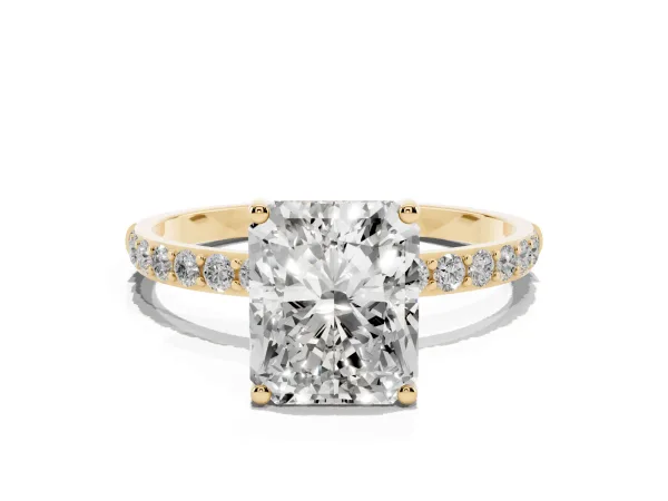 Radiant Cut Diamond Solitaire Ring with Round Pavé Shoulders and Prong Setting Yellow gold