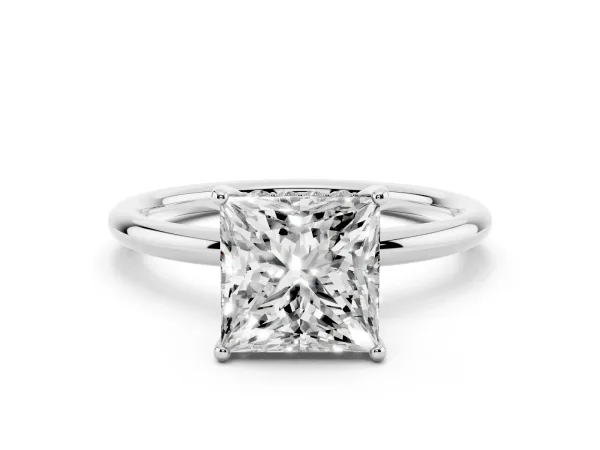 Princess Cut Solitaire Diamond Ring with a Classic Band and Four-Prong Setting White gold