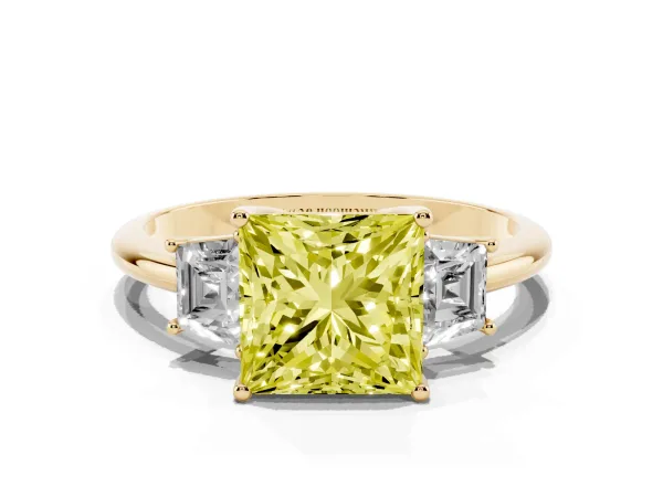 Fancy Yellow Princess Cut Diamond Three-Stone Ring with Trapezoid Side Stones and Prong Setting Yellow gold