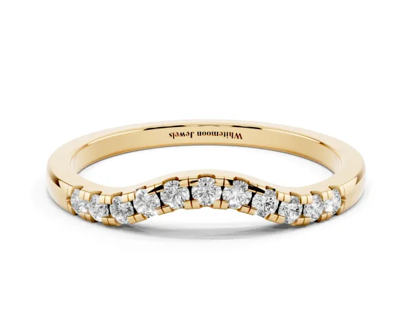 Round Diamond Curved Pavé Wedding Band Yellow gold