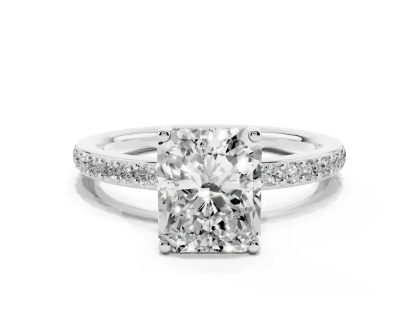 Radiant Cut Cut Diamond Pavé Band Ring with Four-Prong Setting Platinum