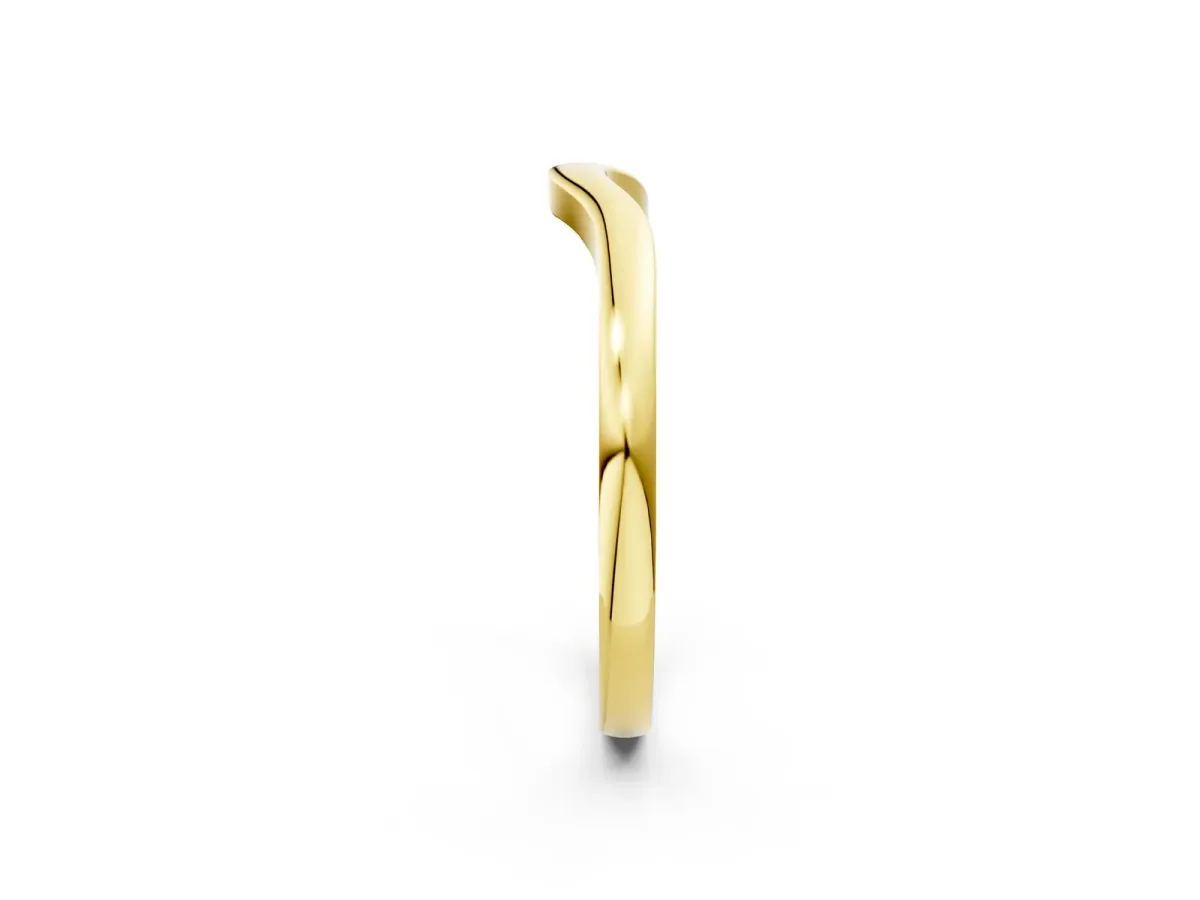 Curved Plain Band Yellow gold