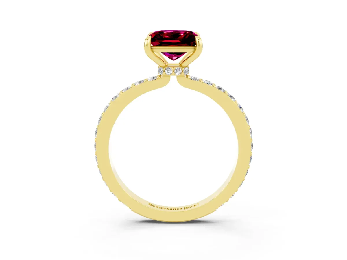 Princess Cut Garnet Solitaire Engagement Ring with Pavé Band and Four-Prong Setting Yellow gold