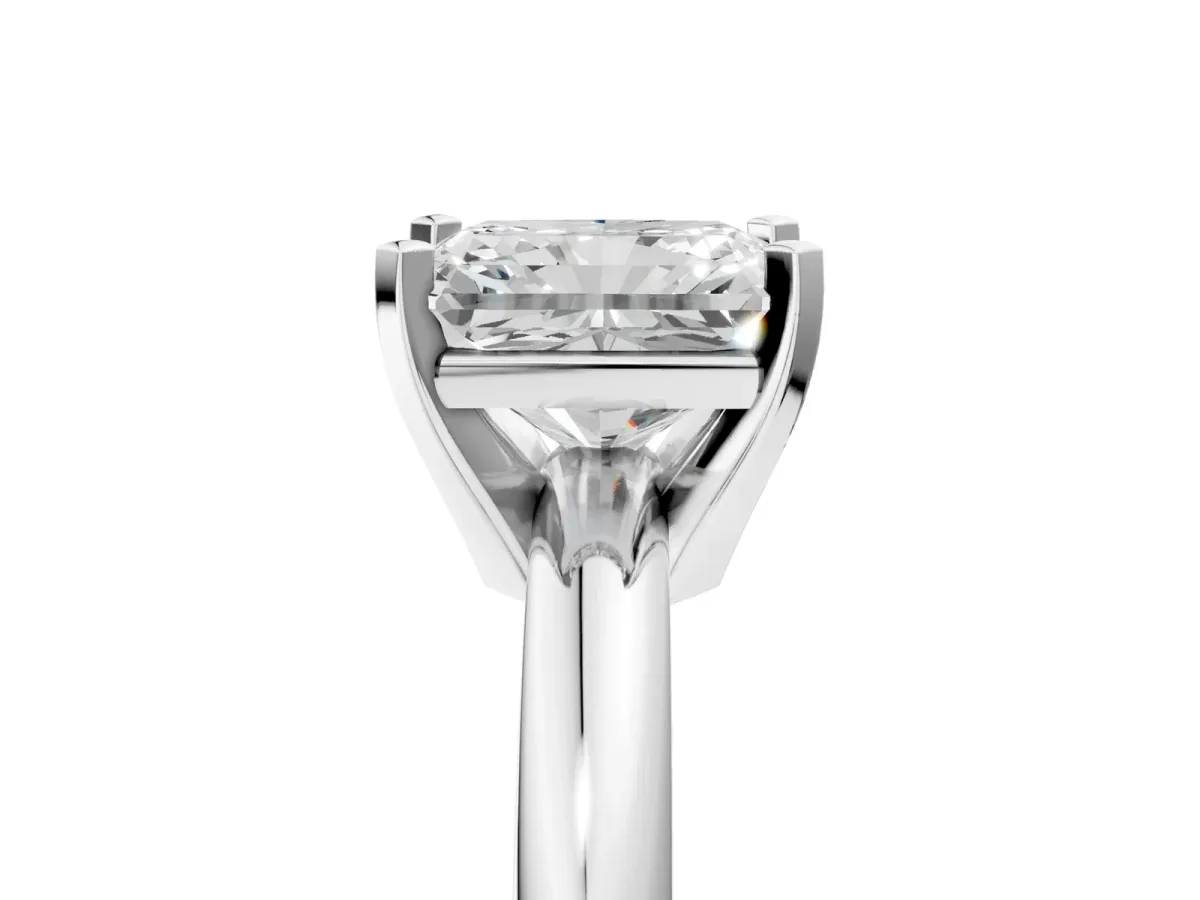 Radiant and Heart Toi Moi Ring with Prong Setting and Plain Band White gold