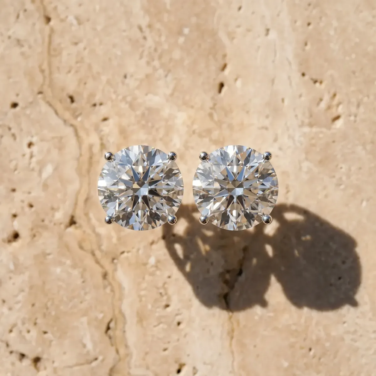 Round Cut Diamond Stud Earrings Platinum