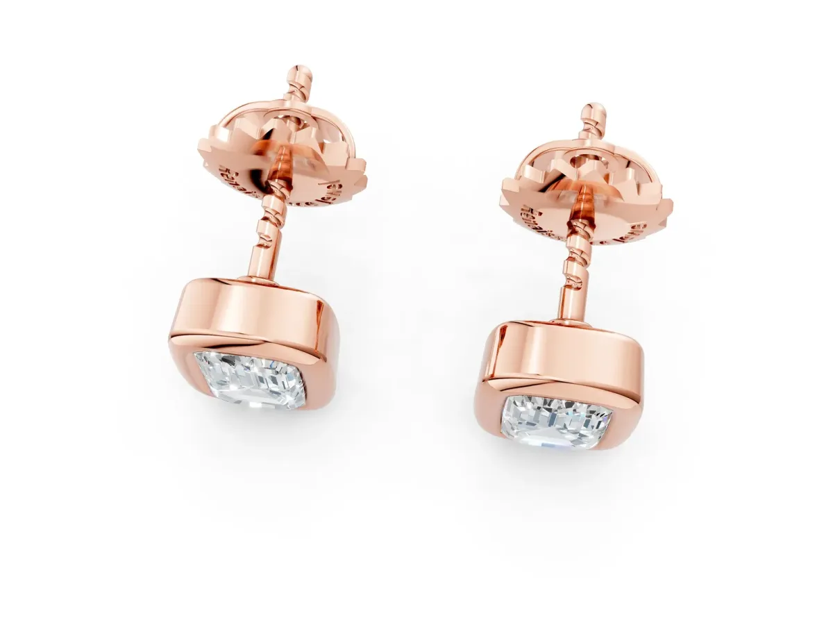 Emerald Diamond Bezel-Set Stud Earrings Rose gold