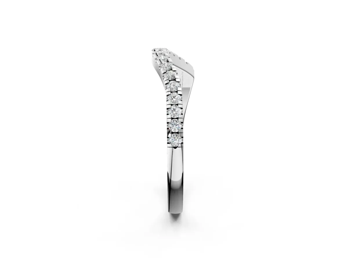Round Cut Diamond Pavé Curved Band with Shared Prong Setting Platinum