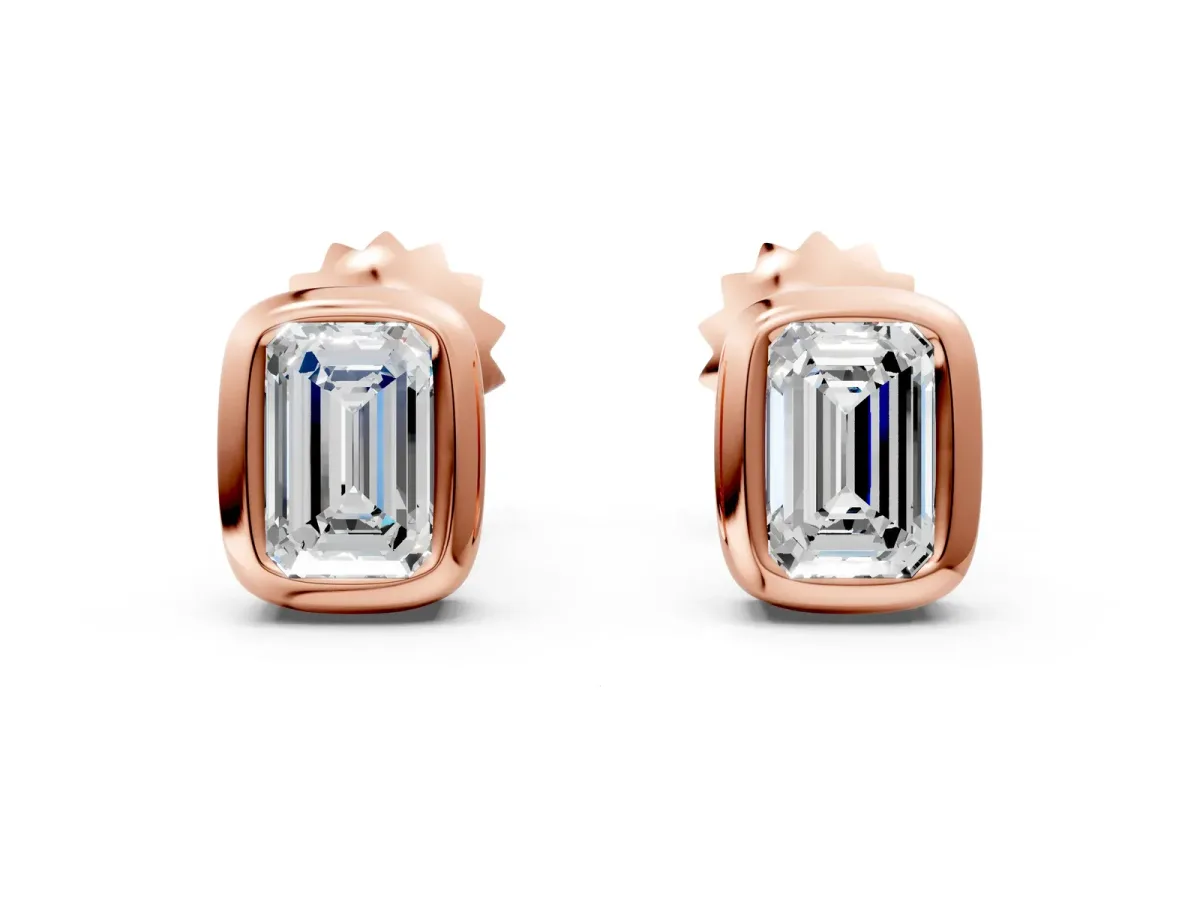 Emerald Diamond Bezel-Set Stud Earrings Rose gold